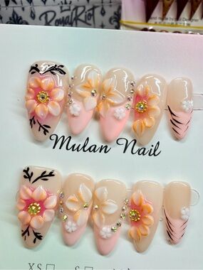 Pink Floral Press-On Nail Set Size Large